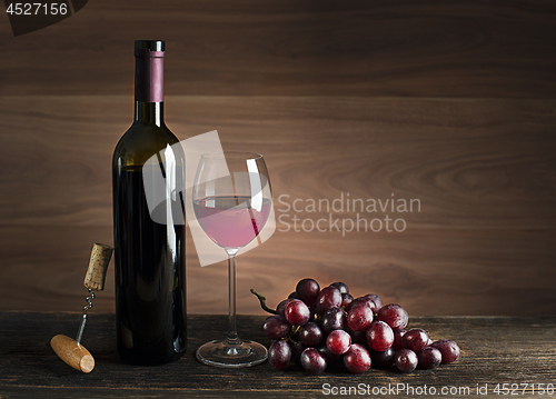 Image of Wine red