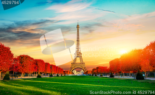 Image of Autumn at Champs de Mars