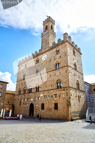 Image of Volterra town central square