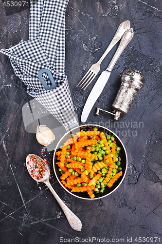 Image of fried corn with carrot