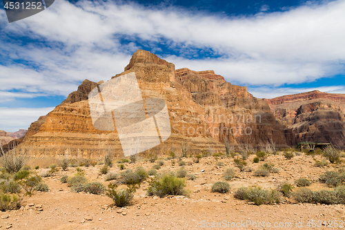 Image of view of grand canyon cliffs and desert