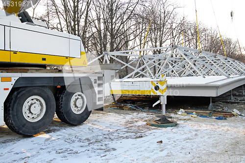 Image of Structure Lifting