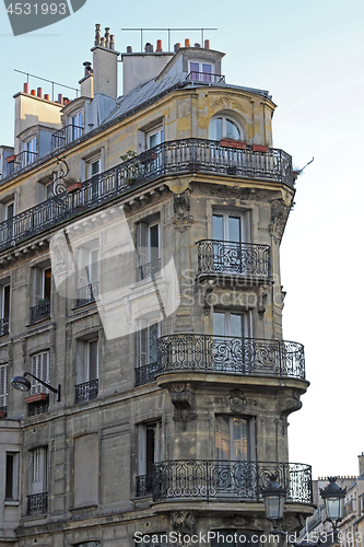 Image of Paris Building