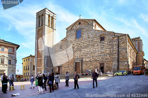 Image of View of Montepulciano Piazza Grande 