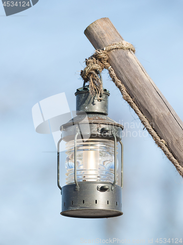 Image of Simple street lamp-post