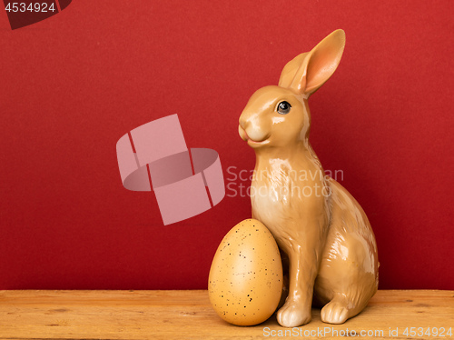 Image of a sweet easter bunny figure with an egg