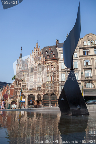 Image of Modern sculpture and old houses in Brussel