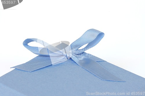 Image of gift box bow