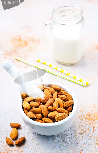 Image of almond