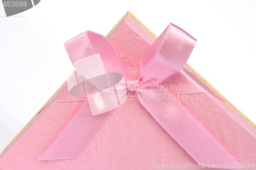 Image of pink gift bow