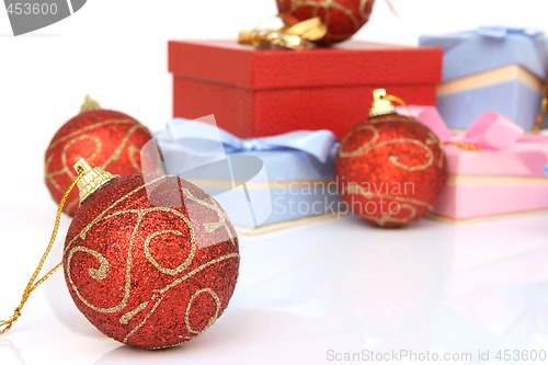 Image of ball and blur gifts