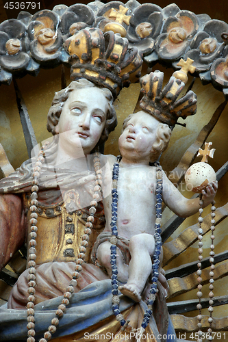 Image of Blessed Virgin Mary with baby Jesus