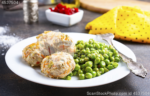 Image of cutlets with peas