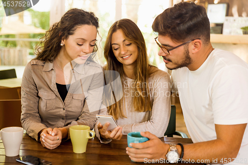 Image of Friends at the cafe 