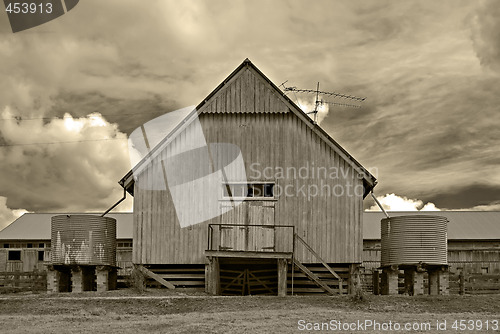 Image of old barn building