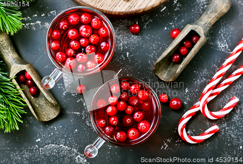 Image of cranberry drink and berries