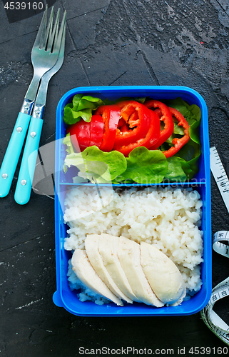 Image of food in lunch box