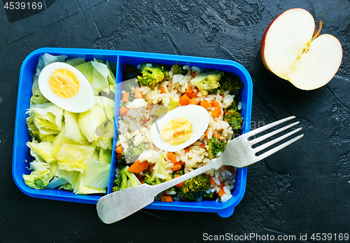 Image of food in lunch box