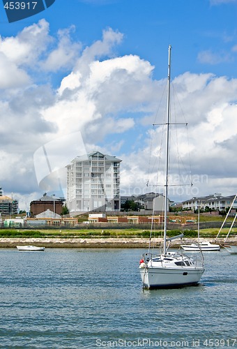 Image of boat and apartment