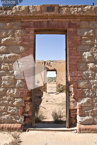 Image of old ruins doorway