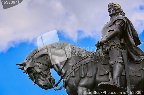 Image of King Matthias Corvin Statue