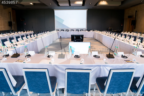 Image of interior of big modern conference room