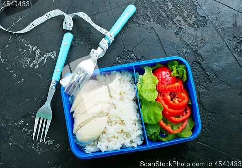 Image of food in lunch box