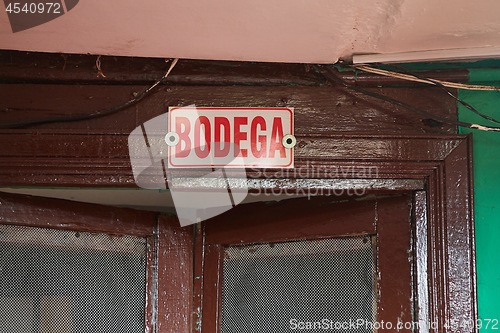 Image of Spanish storage room sign