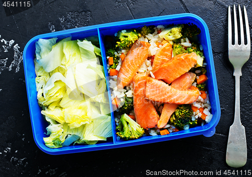 Image of food in lunch box