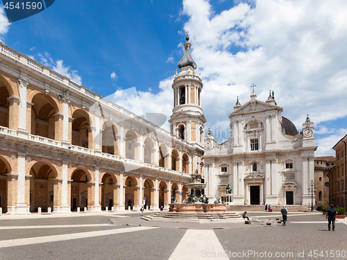 Image of the Basilica della Santa Casa in Italy Marche