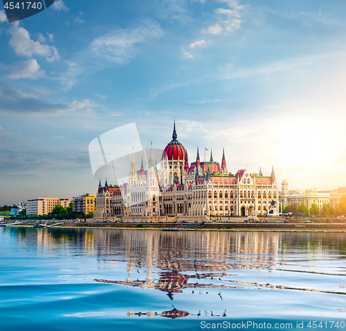 Image of Parliament in Budapest