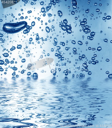 Image of Blue water with bubbles