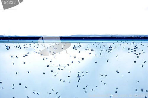 Image of Blue water with bubbles 