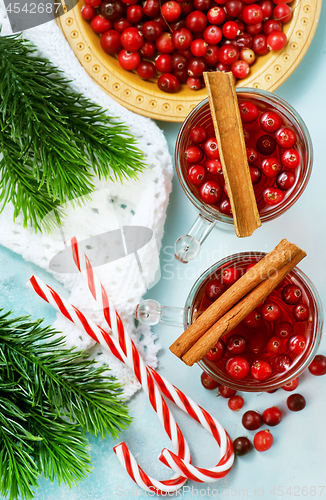 Image of cranberry drink and berries