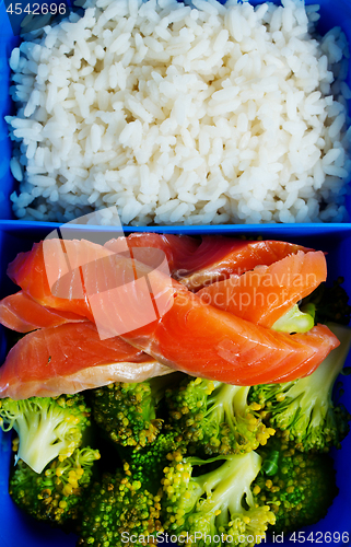 Image of food in lunch box