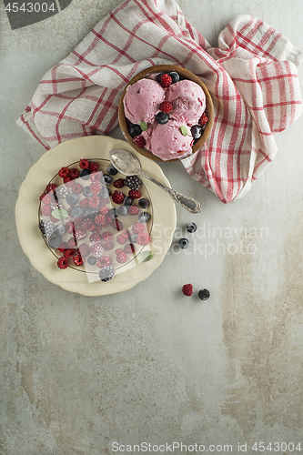 Image of Ice cream fruit