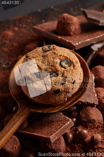 Image of Fresh chocolate chip cookies