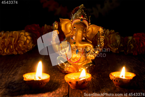 Image of Ganesha with Diwali lights