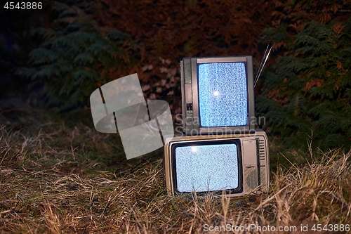 Image of TV no signal in grass