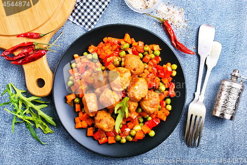 Image of vegetables with meatballs