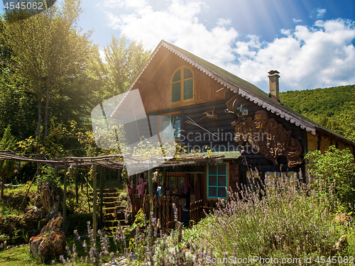 Image of wooden  cotage house