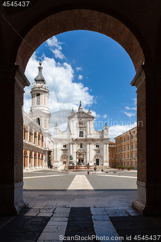 Image of the Basilica della Santa Casa in Italy Marche