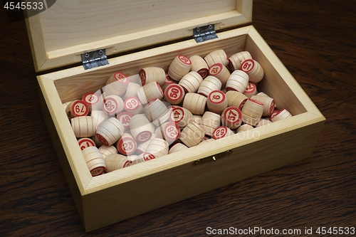 Image of lotto set in wooden box 