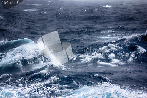 Image of turbulent waves of Pacific ocean