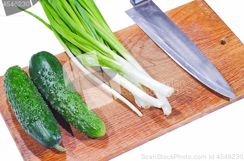 Image of fresh vegetables on a cutting board
