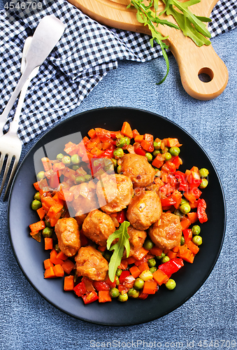 Image of vegetables with meatballs