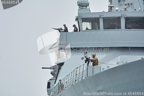 Image of Right Board of HMS Daring