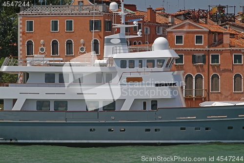 Image of Yacht in Venice