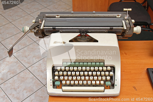 Image of Typewriter Machine