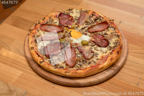 Image of Proscuitto Pizza Pie